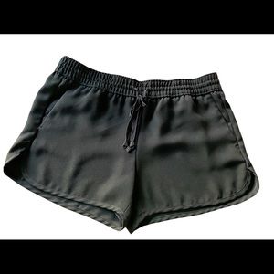 Black Banana Republic fancy shorts, size medium
